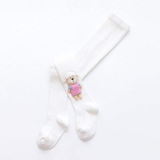 Medias para niñas: Estilo y confort con motivos de muñecas de dibujos animados