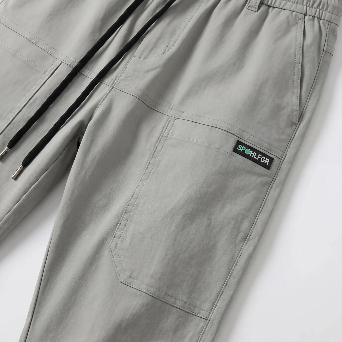 Pantaloni cargo comodi con grande capacità di stivaggio 